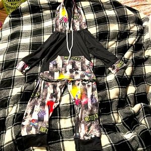 Beetlejuice outfit. Super cute size 2t